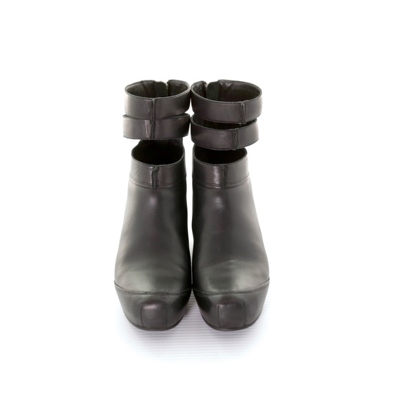 Camilla Skovgaard Black Leather Wedge Cage Platform Ankle Boots 7.5M Rare Mod - Picture 3 of 8